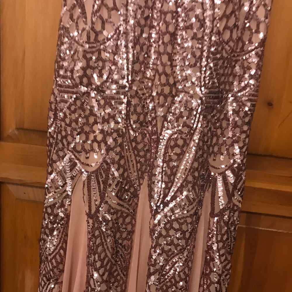 New W/O Tags, Rose Gold Evening Gown by Night Way. - Picture 6 of 14